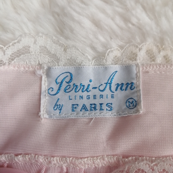 Vintage 60's Peignoir, Pink Boudoir Robe by Faris - Picture 8 of 8